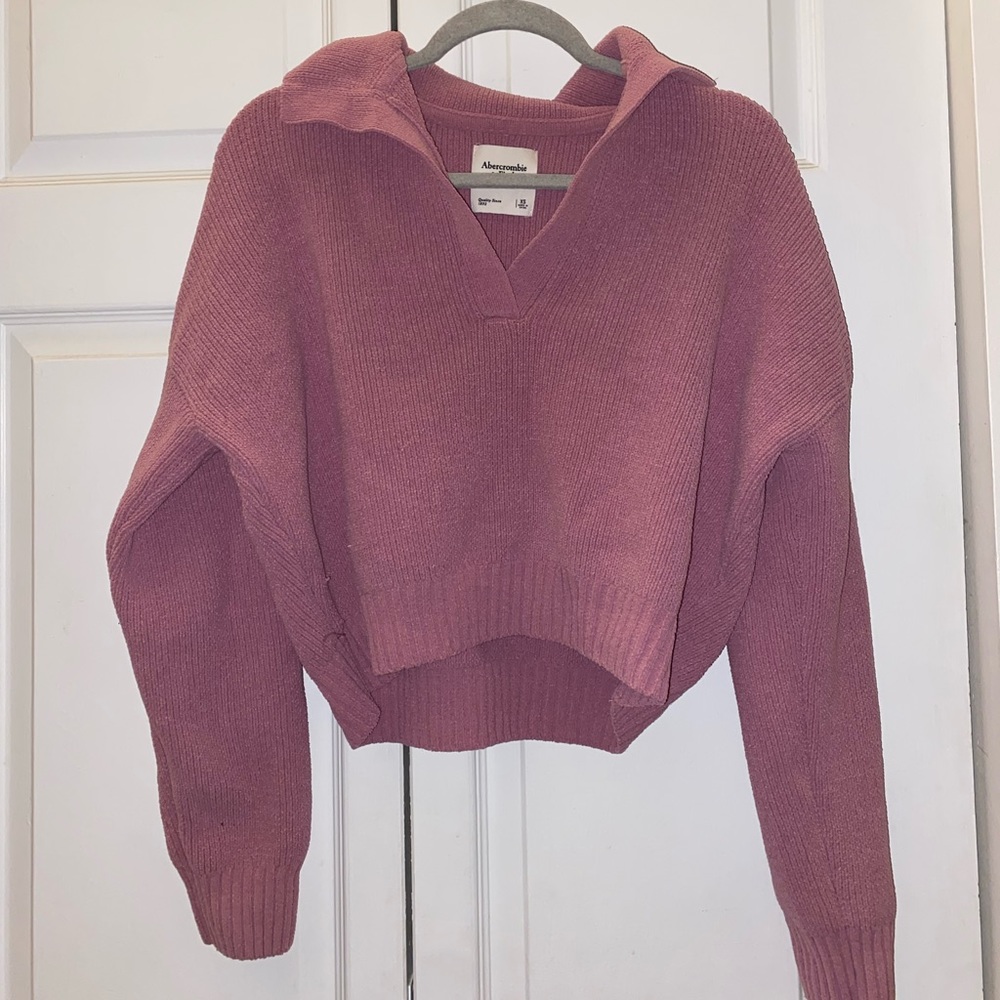 Abercrombie and Fitch Mauve Soft Pink Sweater x-small